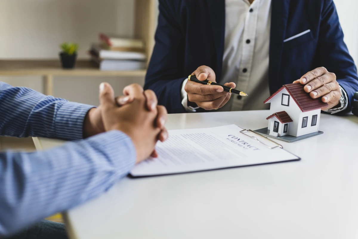 Vendez votre bien immobilier sans intermédiaire : Le guide ultime pour réussir
